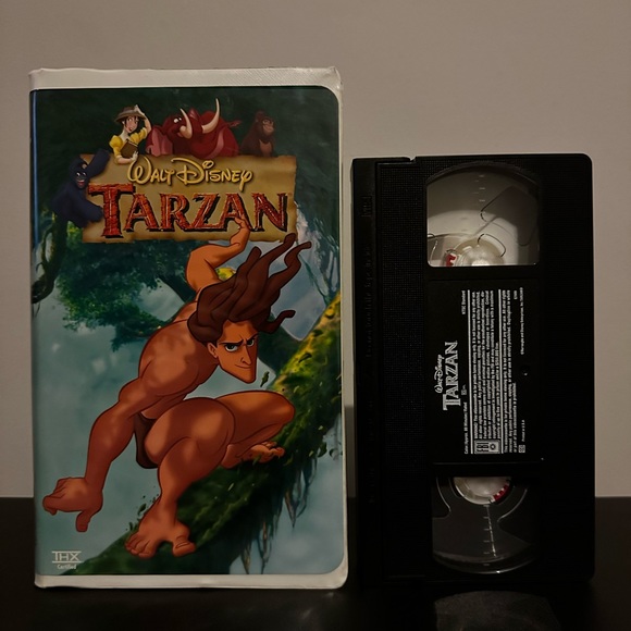 Disney’s Tarzan VHS - Picture 1 of 2
